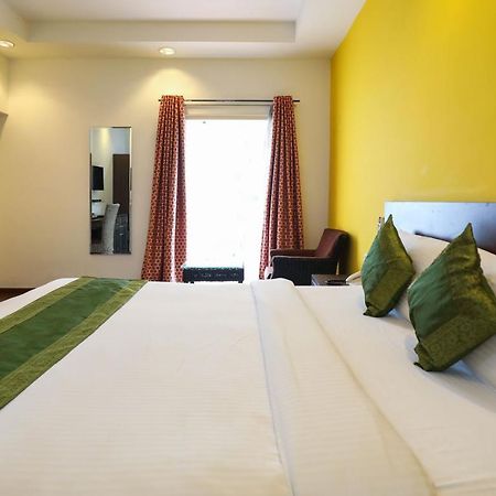 Treebo Trend White Mg Hotel Bangalore Luaran gambar