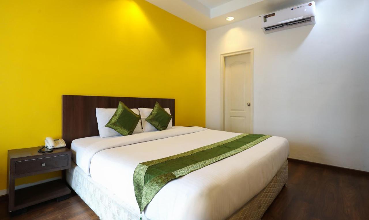 Treebo Trend White Mg Hotel Bangalore Luaran gambar